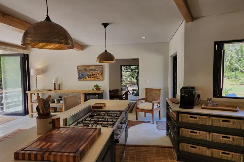 4 Bedroom Property for Sale in Keurboomstrand Western Cape